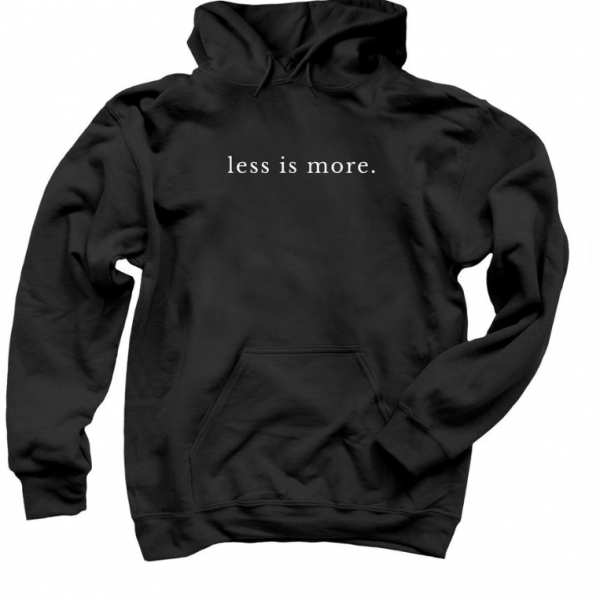Hoodie dengan desain minimalis